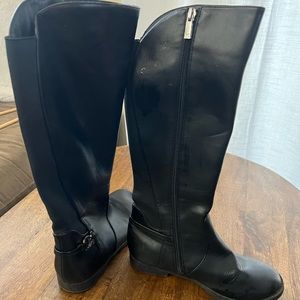 Kenneth Cole girls riding boot